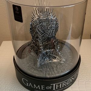 Game of Thrones wireless phone charger by ATT